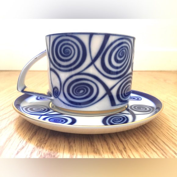 SALE! Gilded porcelain teacup and saucer set from Russia - Picture 3 of 12